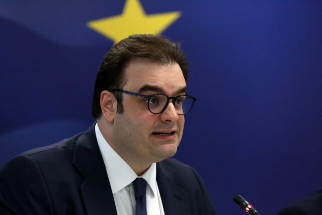 Κυρ. Πιερρακάκης: «Απαιτούνται δύσκολες αποφάσεις για την αναδιάρθρωση των ΕΛΤΑ»