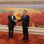 Ο Ιρανός ΥΠΕΞ επισκέπτεται το Πεκίνο για να επιβεβαιώσει τη στρατηγική συνεργασία Ιράν-Κίνας