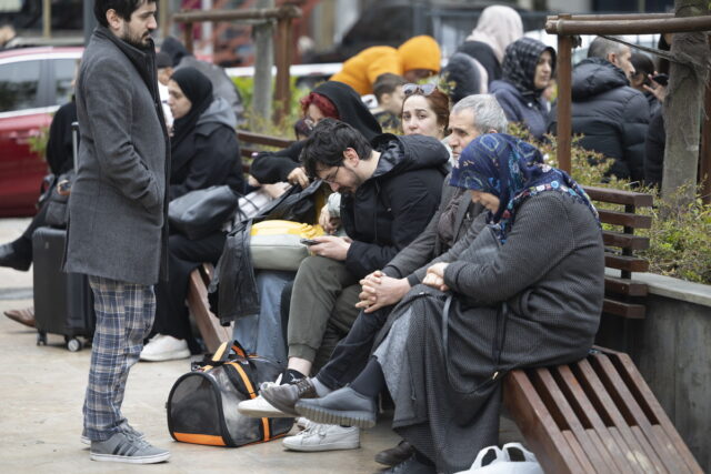 Τουρκία: Μετασεισμική ακολουθία με εκατοντάδες δονήσεις