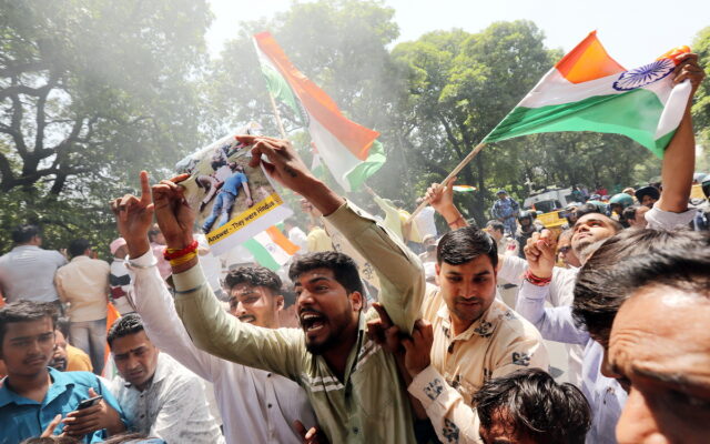 Η Ινδία διακόπτει τους δεσμούς της με το Πακιστάν – Σφράγιση συνόρων και απελάσεις διπλωματών