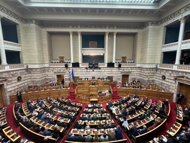 Στη Βουλή το νομοσχέδιο της μετάβασης του ΟΠΕΚΕΠΕ στην ΑΑΔΕ