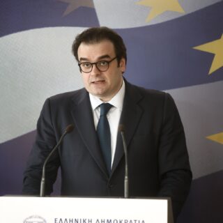 ΕΕ: Η Ελλάδα υπέβαλε αίτημα για την ενεργοποίηση της ρήτρας διαφυγής για τις αμυντικές δαπάνες