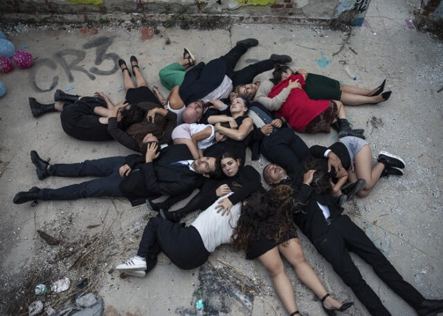 «Μαιευτήριο»: Το αιρετικό έργο του Θανάση Τριαρίδη επιστρέφει στο Θέατρο Τ