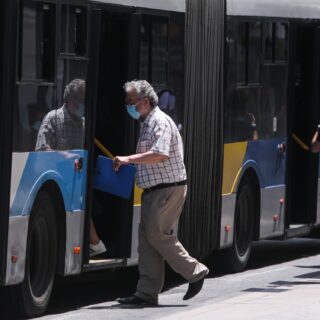 Πρωτομαγιά: Στάσεις εργασίας σε λεωφορεία και τρόλεϊ