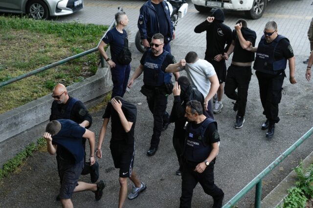 Θεσσαλονίκη: Δίωξη για 13 πράξεις στους 28 συλληφθέντες για συμμετοχή σε εγκληματική οργάνωση