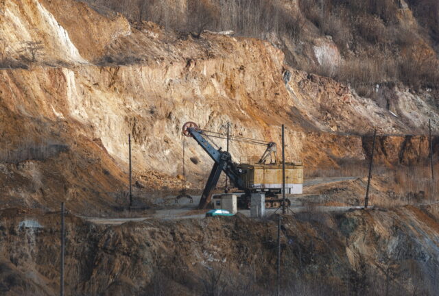 Η Ουκρανία επικύρωσε τη συμφωνία με τις ΗΠΑ για τα ορυκτά