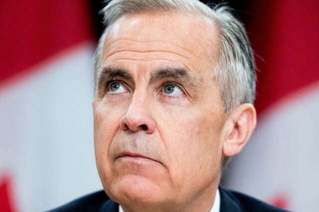 ΗΠΑ: Ο Τραμπ υποδέχεται τον νέο πρωθυπουργό του Καναδά εν μέσω έντασης στις διμερείς σχέσεις