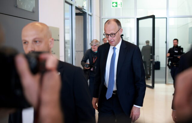 Φρίντριχ Μερτς: Για «ιστορική ήττα» και «κρίση» κάνουν λόγο τα γερμανικά ΜΜΕ