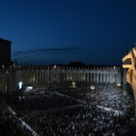 Κονκλάβιο: Άκαρπη η πρώτη ψηφοφορία για την εκλογή νέου πάπα