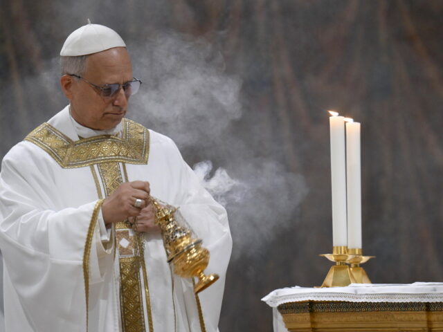 Ιστορική επίσκεψη του Πάπα Λέοντος ΙΔ’ στο Φανάρι και τη Νίκαια