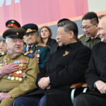 Η Κίνα είναι έτοιμη να «διευρύνει την πρακτική συνεργασία» με τον ρωσικό στρατό