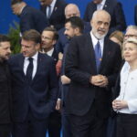 Ζελένσκι: «Προτεραιότητά μας η άνευ όρων κατάπαυση του πυρός»