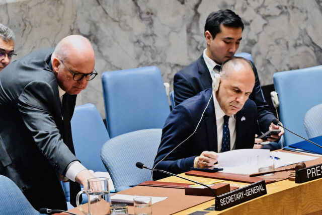 Συμβούλιο Ασφαλείας ΟΗΕ: Συνεδρίαση υπό την προεδρία Γεραπετρίτη για την προστασία των αμάχων