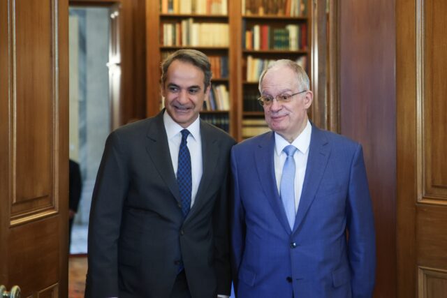 Κυρ. Μητσοτάκης: Συνάντηση του πρωθυπουργού με τον ΠτΔ