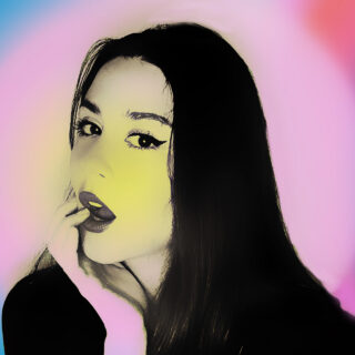 Η Χριστίνα Σαμαρά άφησε ένα διδακτορικό στη Νορβηγία για να γράψει μουσικές και στίχους