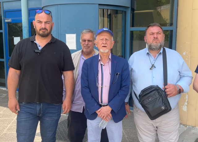 Ταξί: Παρέμβαση συνδικαλιστών του ΣΑΤΑ στο γραφείο του Κυρανάκη