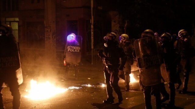 Επεισόδια τα ξημερώματα στα Εξάρχεια