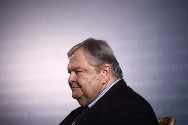 Ευάγγελος Βενιζέλος: Κριτική στις εξαγγελίες της κυβέρνησης για το μεταναστευτικό