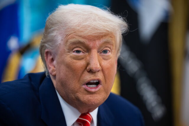 «Απογοητευμένος» από τον Πούτιν δήλωσε ο Τραμπ – Αναμένει απάντηση Χαμάς για εκεχειρία