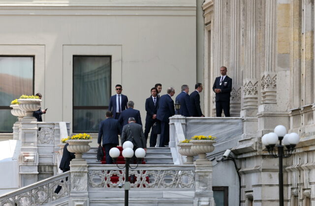 Κωνσταντινούπολη: Η Ουκρανία έτοιμη να λάβει «σημαντικά μέτρα για την ειρήνη»