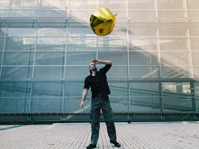 Η «λοξή» ματιά του χαράκτη Χριστόφορου Κατσαδιώτη