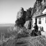 «Πέρα από το Ορατό»: Φωτογραφικό λεύκωμα του Γιάννη Γιαννάτου με εικόνες του Αγίου Όρους