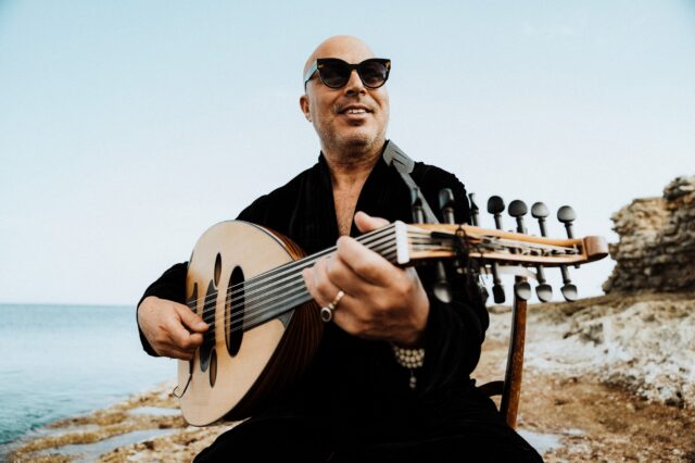 Φ hill Sessions: Ο Dhafer Youssef στο Θέατρο Δόρα Στράτου