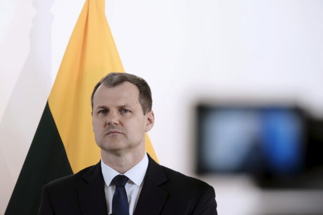 Παραιτείται ο πρωθυπουργός της Λιθουανίας μετά από έρευνα για οικονομικά αδικήματα