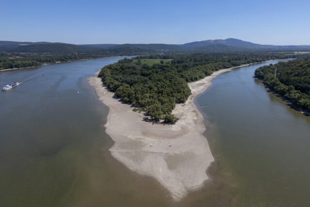 Ρεκόρ καταγράφουν τα επίπεδα ξηρασίας στην Ευρώπη