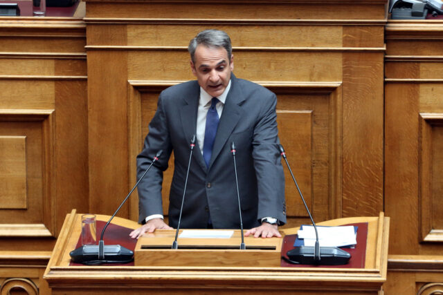 Κυρ. Μητσοτάκης: «Αναστέλλεται η εξέταση αιτήσεων ασύλου για όσους φτάνουν στην Ελλάδα από τη Β. Αφρική»