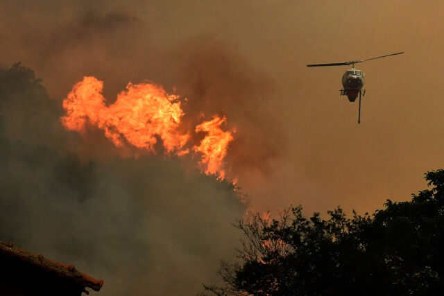 Ήχησε το 112 για την πυρκαγιά στο Μονολίθι