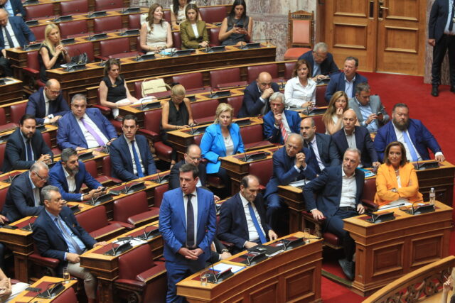 Βουλή: Άρση ασυλίας για Λ. Αυγενάκη και Ν. Παπαδόπουλο