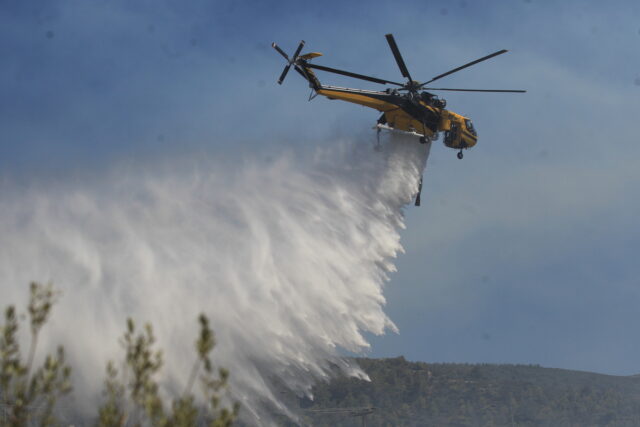 Πυρκαγιά στην Άνδρο: «Ήχησε» το 112
