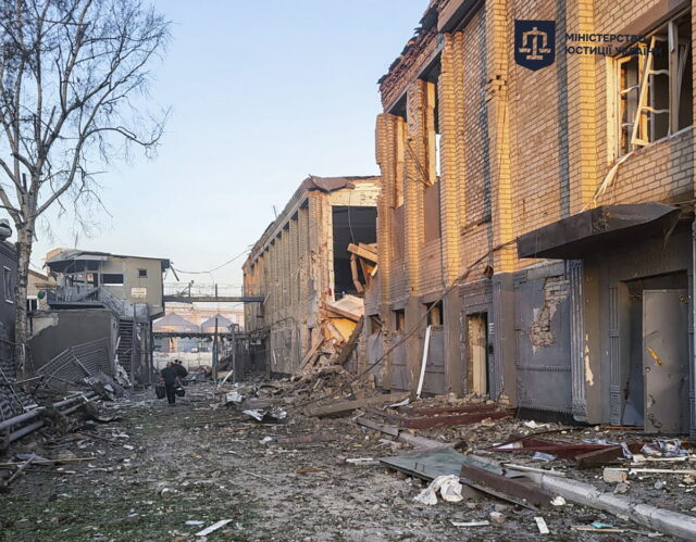 Ουκρανία: Τουλάχιστον 17 νεκροί σε ρωσικό βομβαρδισμό σε φυλακή