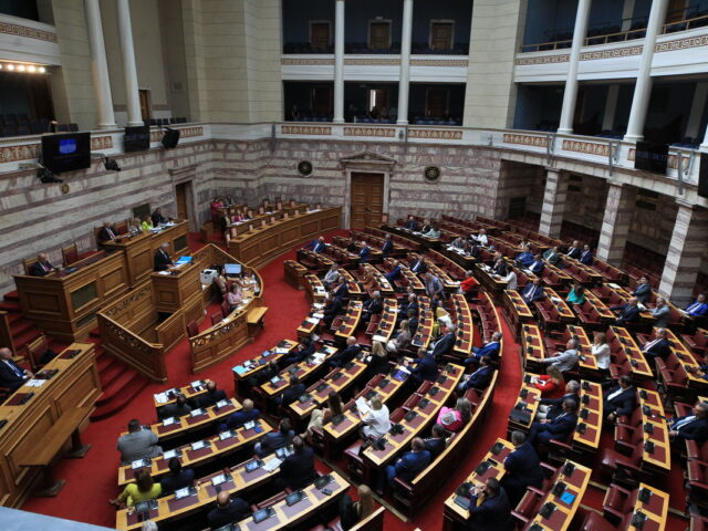 Ερώτηση ΣΥΡΙΖΑ στη Βουλή: «Άμεσος κίνδυνος για τον κοινωνικό χαρακτήρα του μεταφορικού έργου των ΚΤΕΛ»