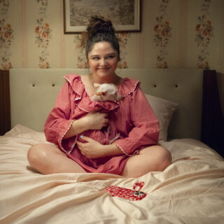 Το Too Much της Lena Dunham είναι όντως too much και ταυτόχρονα πολύ λίγο