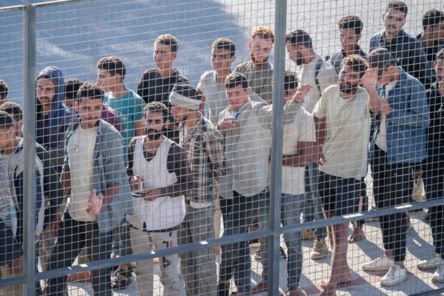 Σύσκεψη στο υπουργείο Μετανάστευσης και Ασύλου