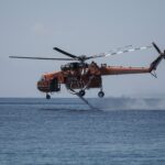 Μεγάλη φωτιά στα Κύθηρα – Απανωτές εκκενώσεις οικισμών