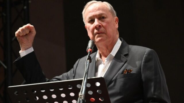 Πέθανε ο σκηνοθέτης Ρόμπερτ Γουίλσον