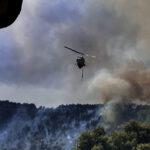 Ζάκυνθος: Μεγάλη αναζωπύρωση στο χωριό Κοιλιωμένος