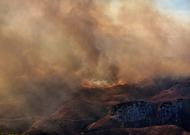 Πυρκαγιές: Σχεδόν 100 χιλιάδες στρέμματα παραδόθηκαν στις φλόγες μέσα σε 24 ώρες