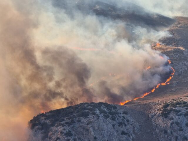 Πύρινη κόλαση σε Αχαΐα, Χίο, Ζάκυνθο – 82 πυρκαγιές σε 24 ώρες