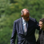 Στο Βερολίνο ο Ζελένσκι για την τηλεδιάσκεψη με Τραμπ και Ευρωπαίους – Ζητά πιέσεις στη Μόσχα