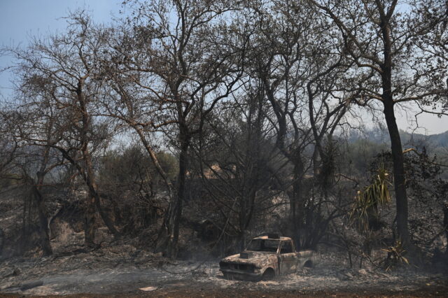 Δύο συλληψεις για εμπρησμό στην μεγάλη πυρκαγιά της Πάτρας