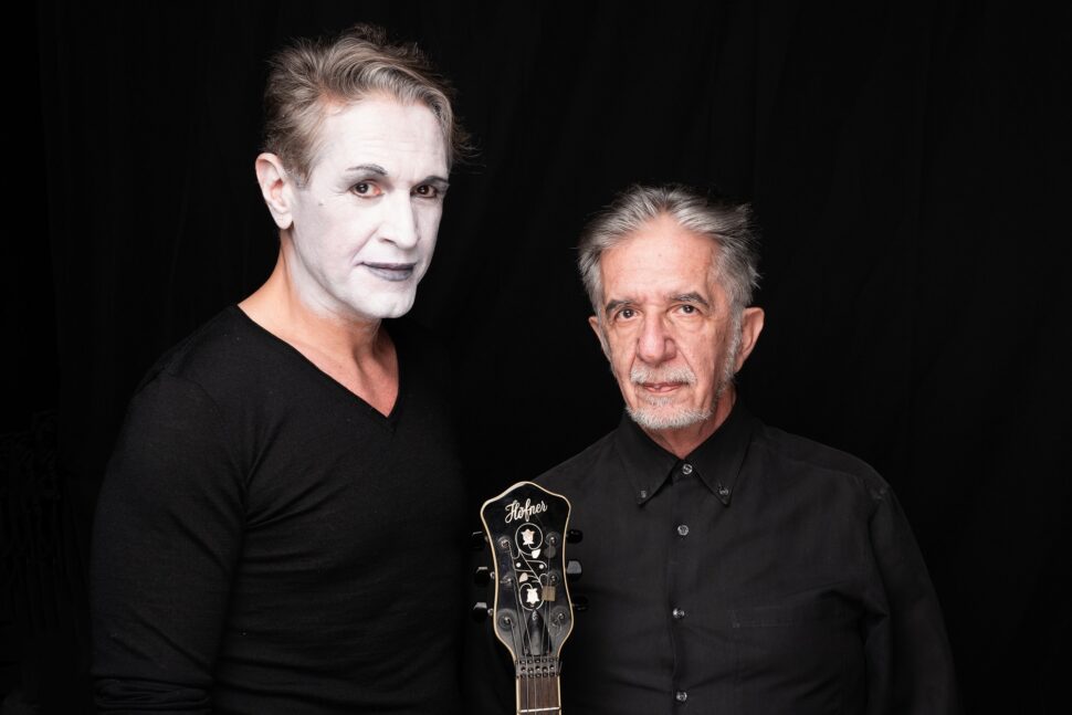 Δημήτρης Καμαρωτός: 