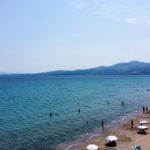 Αυτές είναι οι παραλίες της Αττικής που κρίθηκε ακατάλληλο το κολύμπι