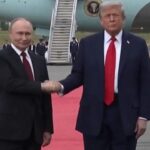 Σε εξέλιξη η συνάντηση του Τραμπ με τον Πούτιν στην Αλάσκα