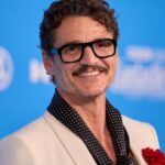 «Behemoth!»: Ο Πέδρο Πασκάλ σε ρόλο τσελίστα