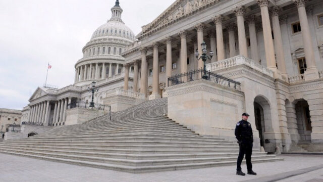 ΗΠΑ: Οι εθνοφρουροί στην πρωτεύουσα πλέον φέρουν όπλα