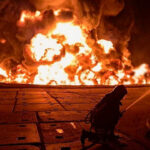 Επιδρομή drones της Ουκρανίας προκαλεί πυρκαγιά σε πολυκατοικία σε πόλη της νότιας Ρωσίας